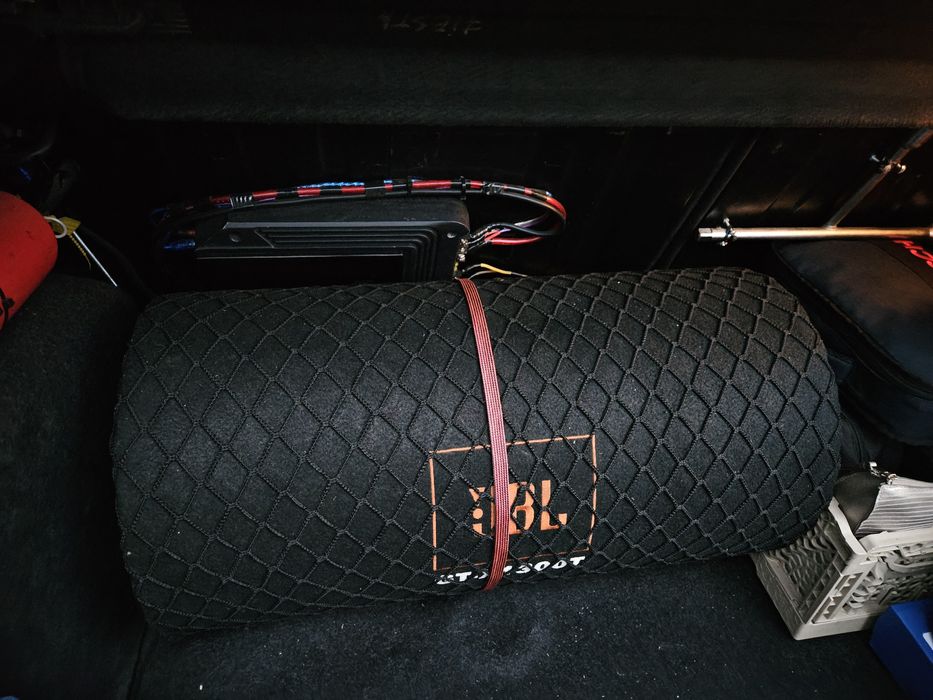 Kit Subwoofer JBL GT-X 1300T si Amplificator Statie Auto JBL GX-A3001