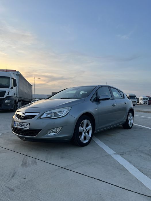 Opel Astra J 2010 *KM REALI