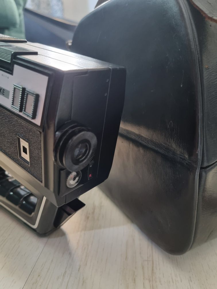 Camera filmat Revue S8 Delux Super 8