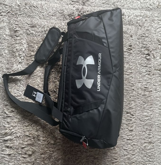 Geanta sport Under Armour pt voiaj/transport/sala silver