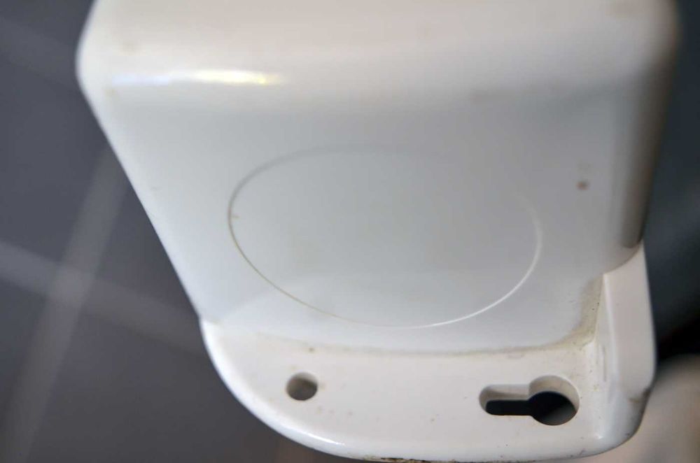 vand ecran videoproiector hitachi