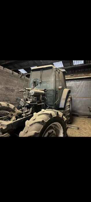 Piese tractor Ford new Holland 7840