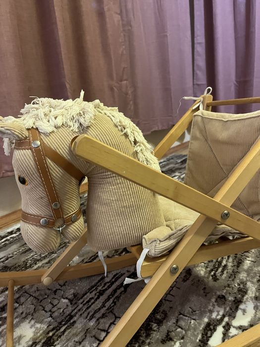 Детска люлка конче