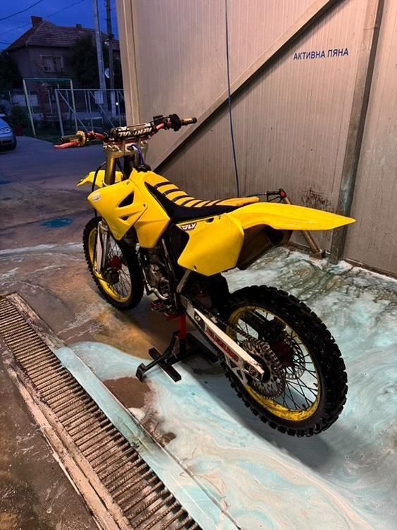 Suzuki rm 125 2t
