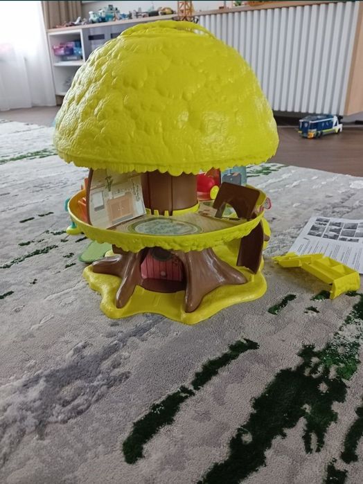 casuta in copac Sophie girafa la giraffe joaca copii