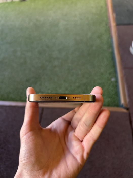 Vand iphone 16 pro max