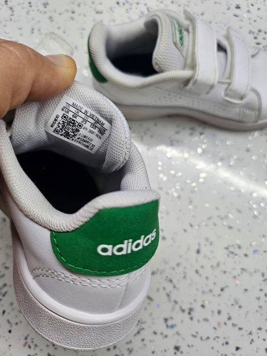 Бебешки обувки Adidas и Lacoste