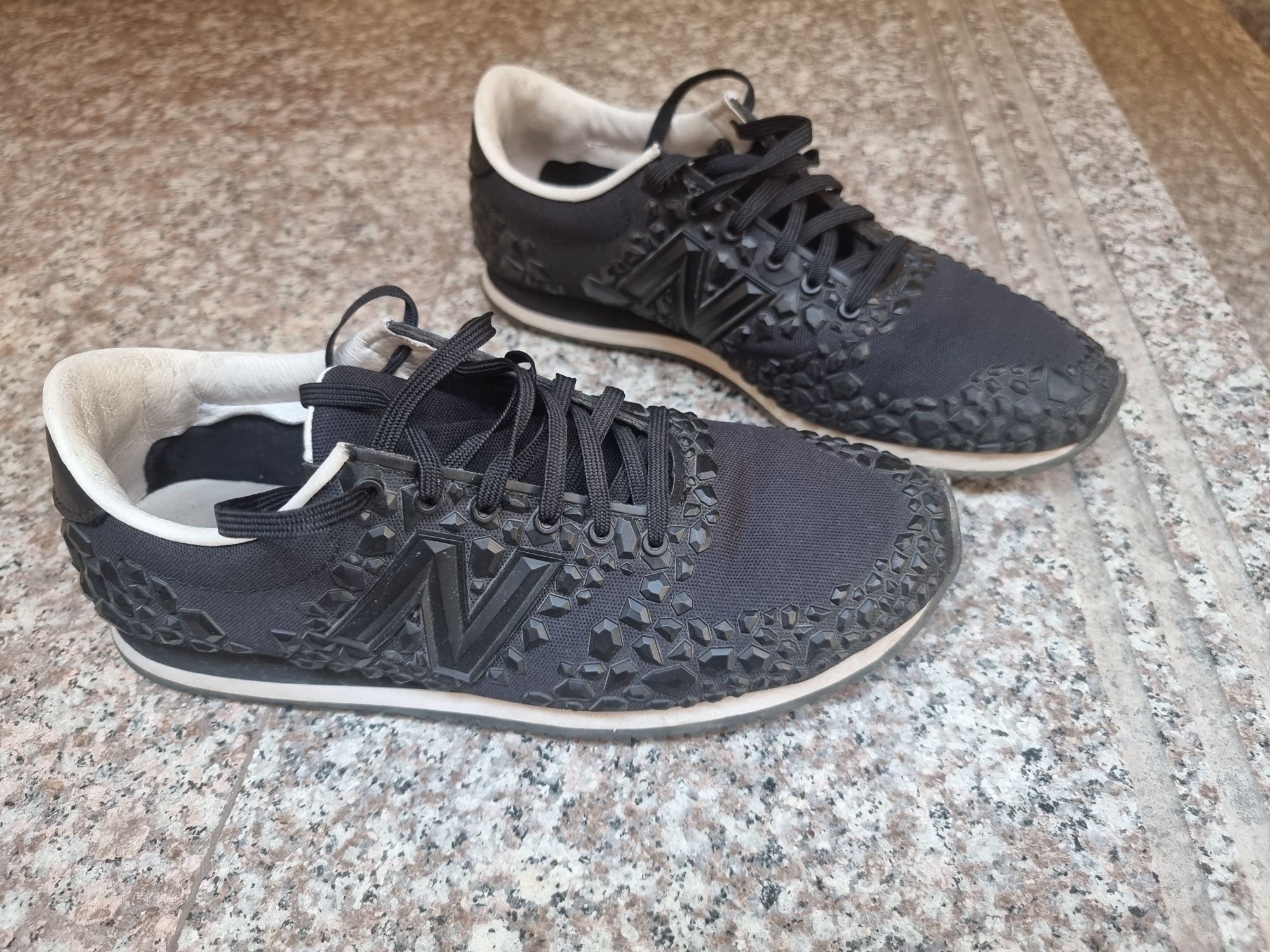 New balance model 420, model tinte in relief rar, ca noi marimea 38