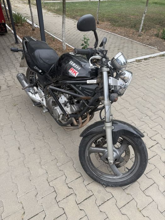Se vinde Yamaha Xj600n