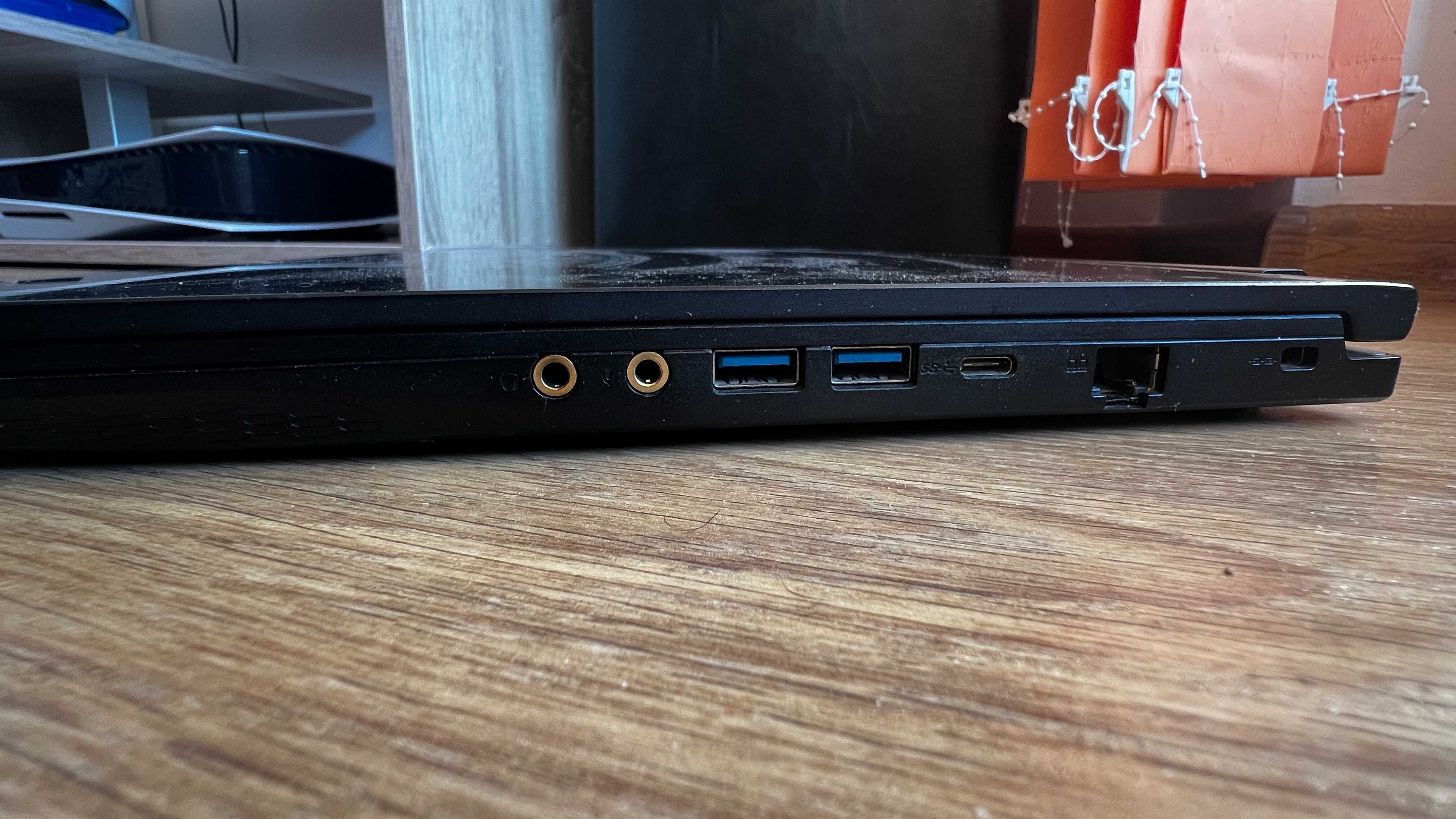 Геймърски лаптоп MSI GF63 Thin 9RCX