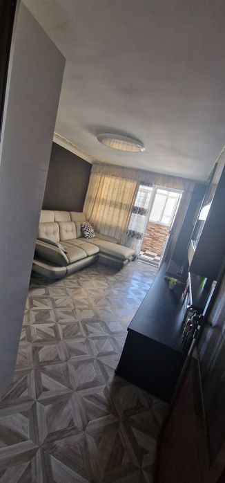 Apartament cu 2 camere.