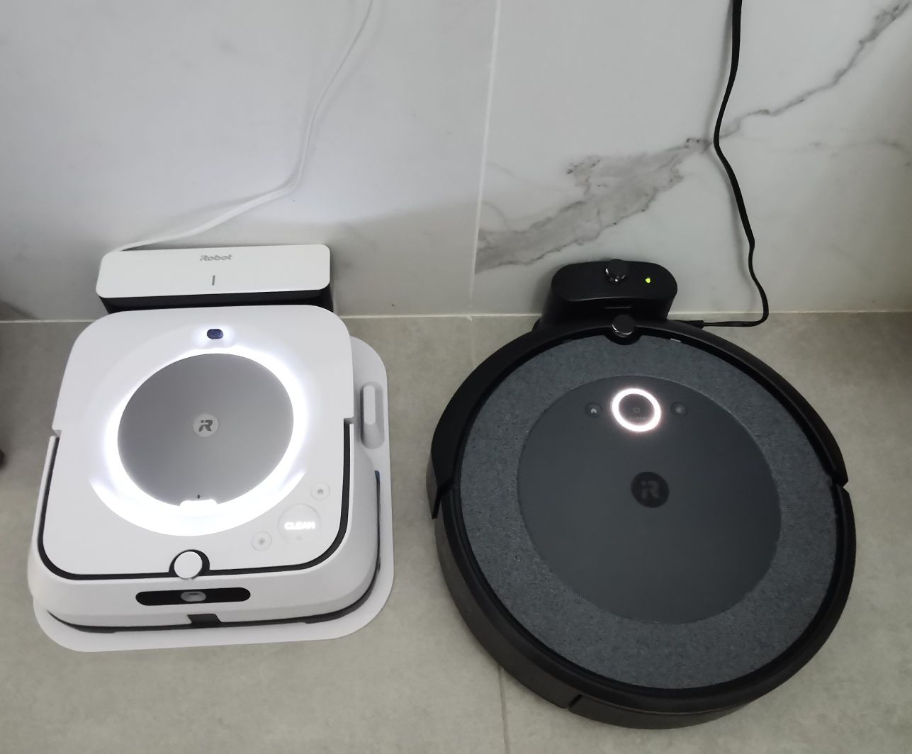 Set robot aspirare Roomba i3 (3158) și robot mop Braava jet m6 (6138)