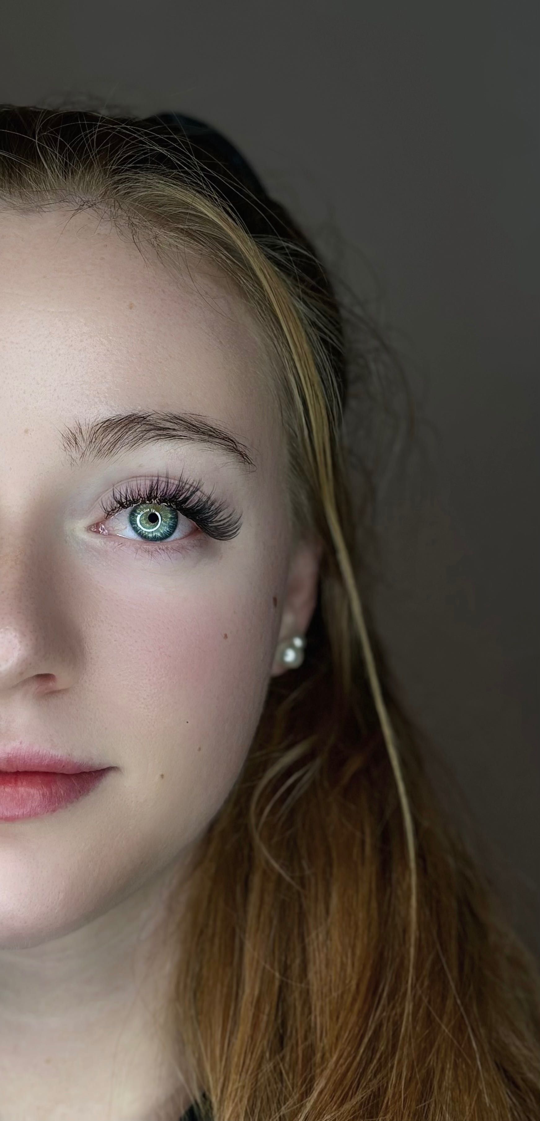Lashmaker profesionist în Sector 2, București