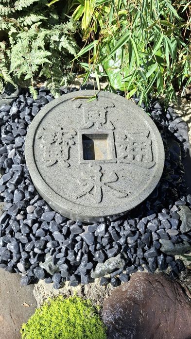 Vas din piatra pentru fantana japoneza