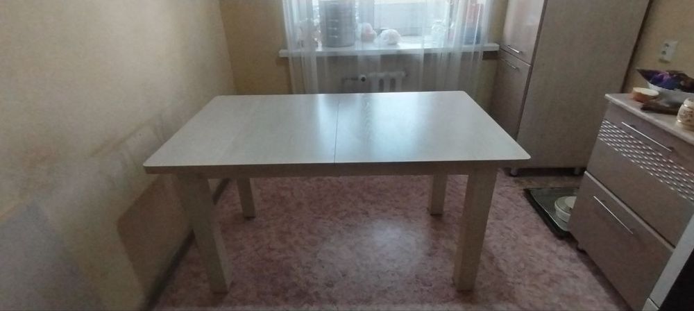 Продается Стол Кухонный!