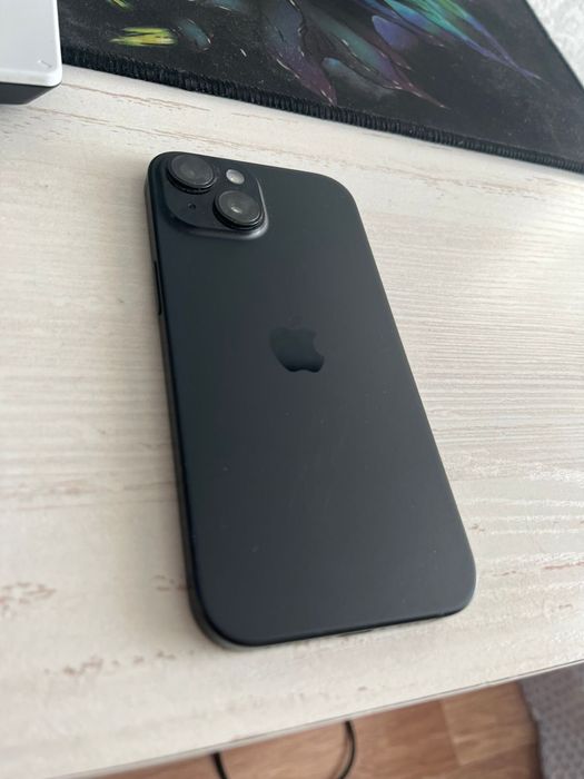 Продам iPhone 15 128gb
