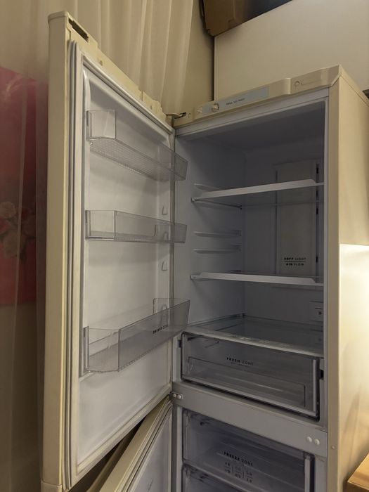 Холодильник бирюса