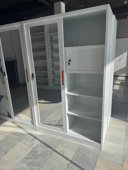 Красивые шкафы для дома с рисунком/ зеркальные шкафы/ шкафы с зеркалом