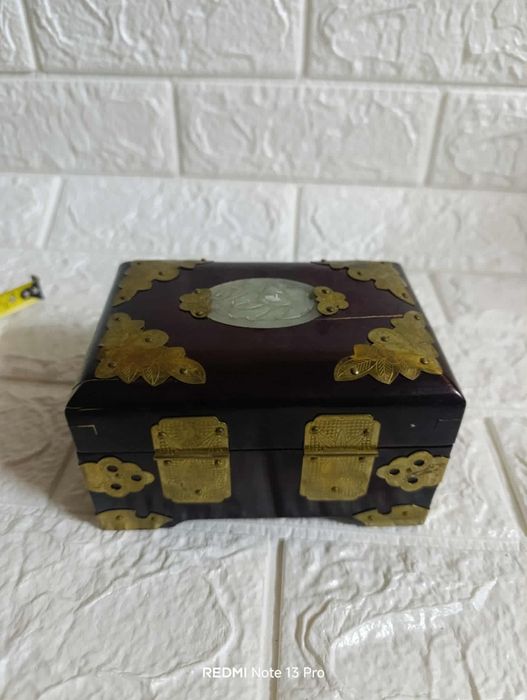 Старинно ковчеже за бижута