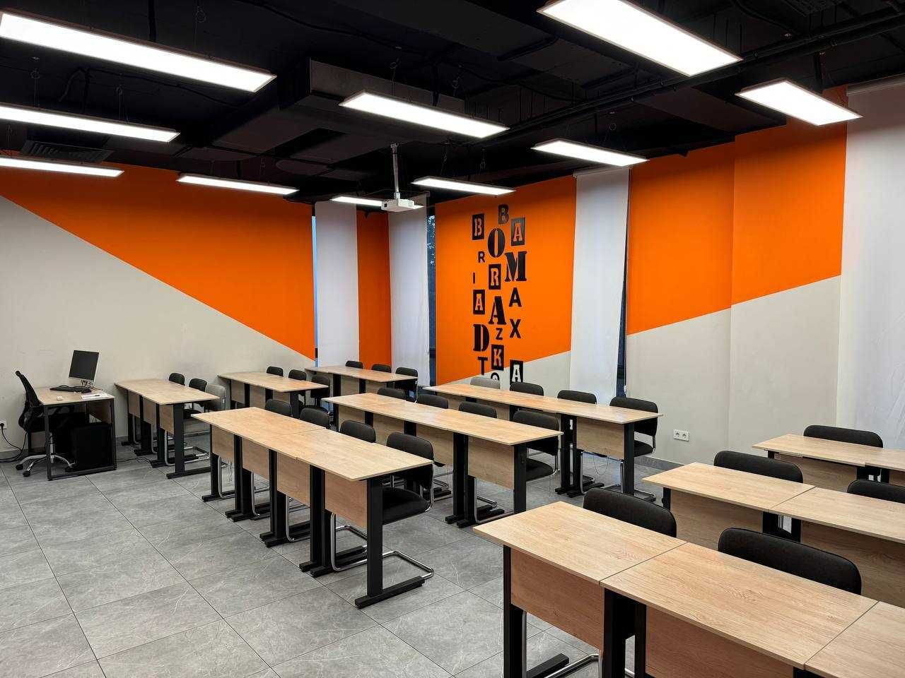 Seminar room — 30 kishigacha, proyektor, doska, Wi-Fi