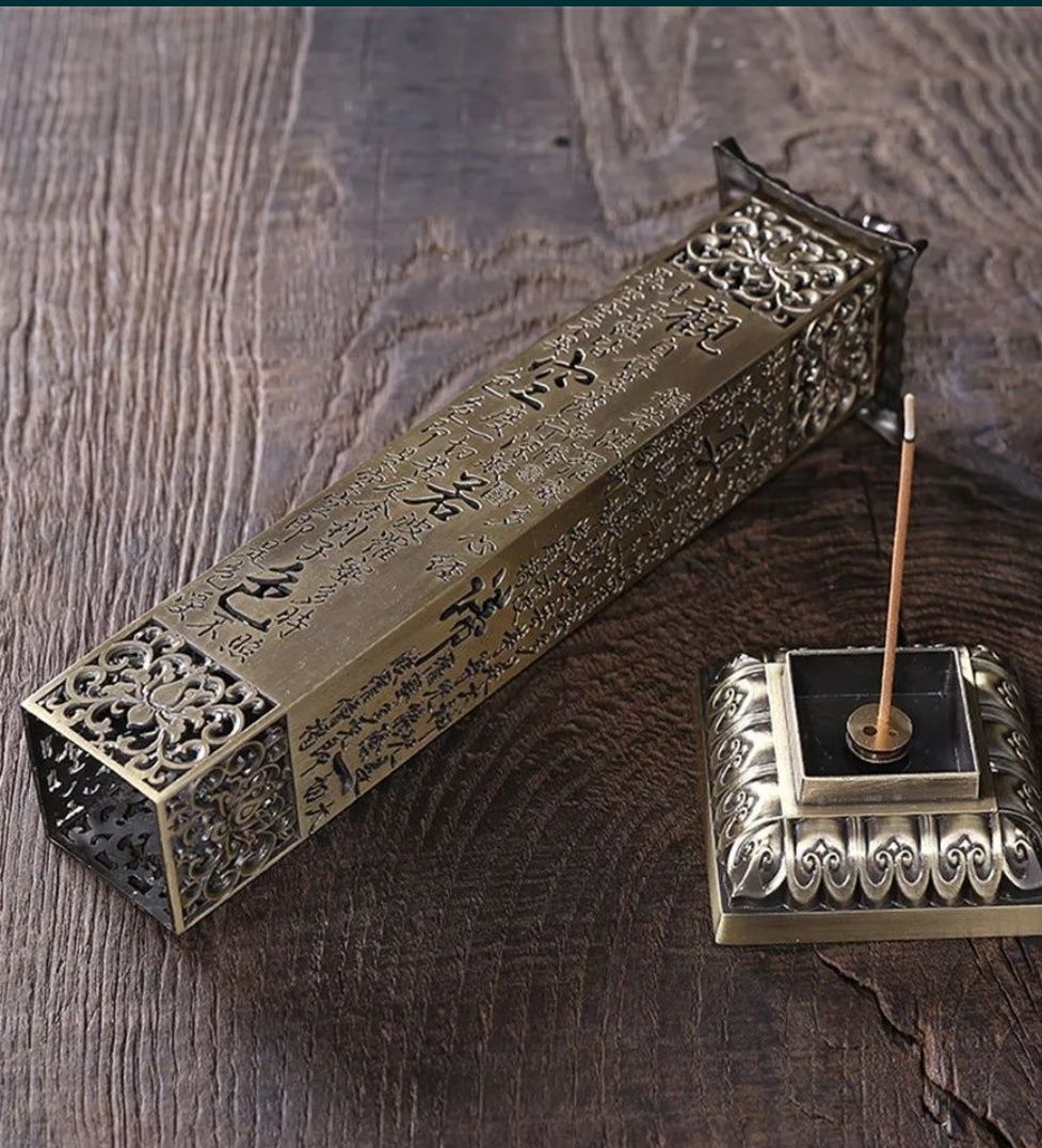 Arzător tămâie din metal – energie pozitivă și decor feng-shui