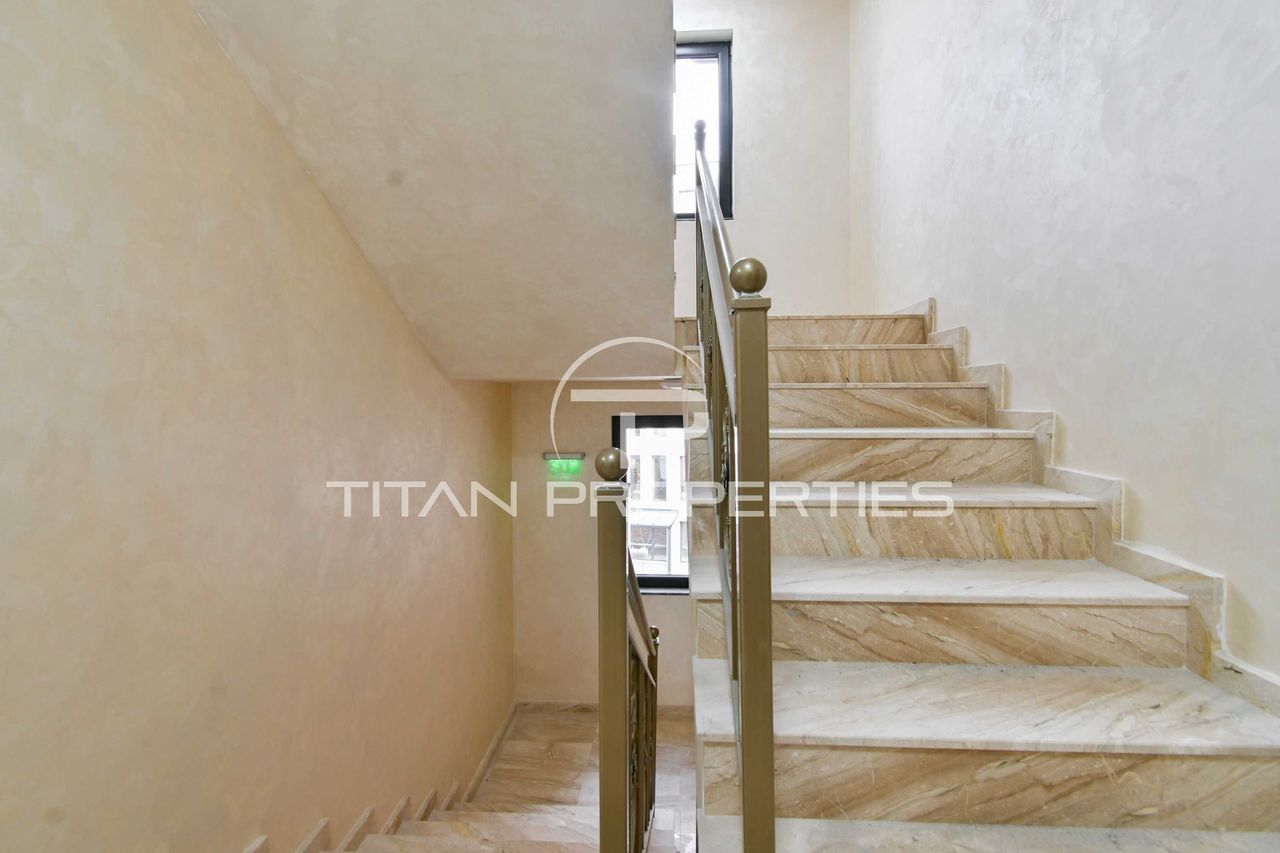 Продава се Тристаен апартамент в София, Кръстова вада - 102 кв.м за 2255 €/кв.м - Снимка #12