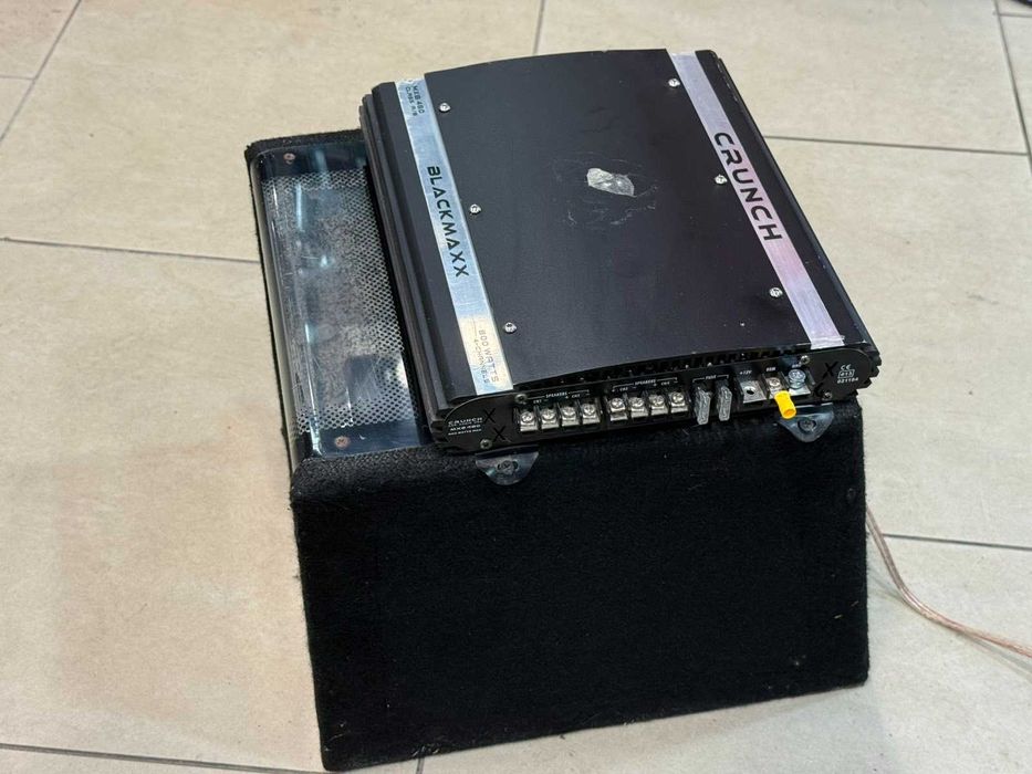 Бас Каса CRUNCH 200W + Усилвател Crunch Blackmaxx MXB480
