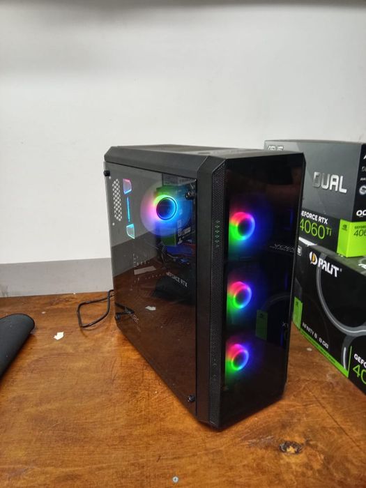 Продам системный блок core i3 12100f/16/gtx1660super