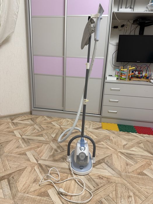 Продаетс паровой утюг