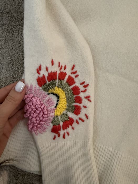 Бял пуловер Zoe by Zornitsa Baeva