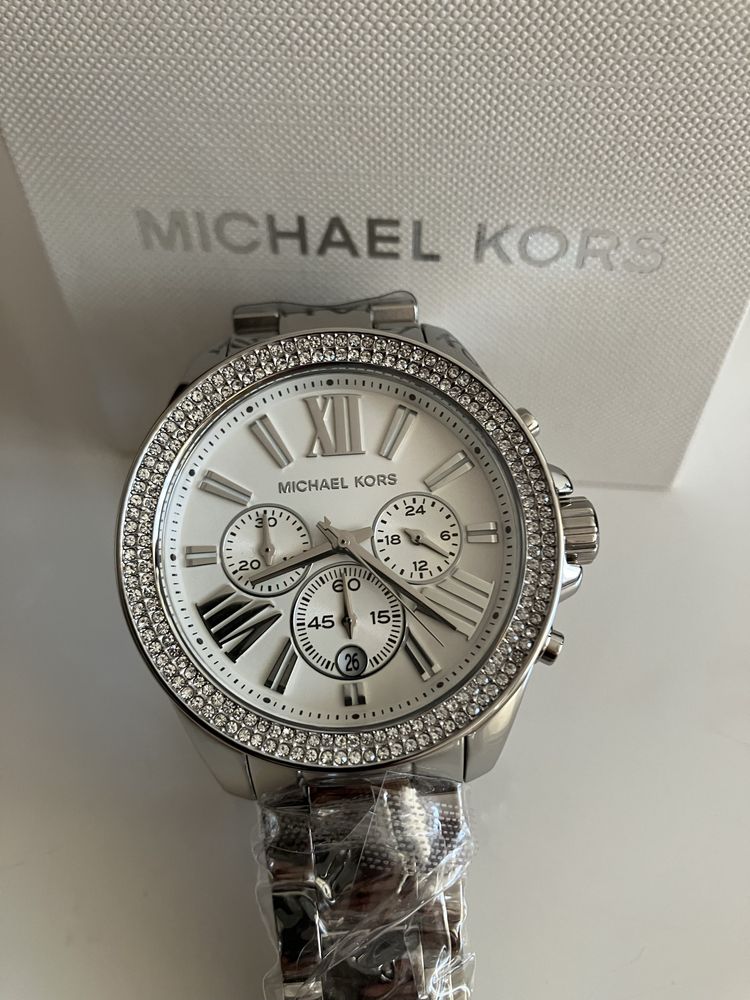 Ceas Michael Kors, cu cristale Wren