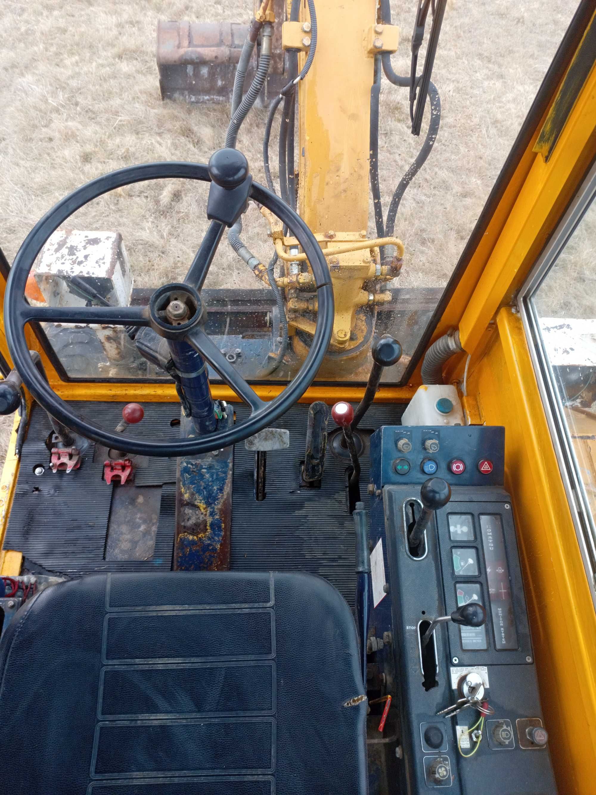 Excavator Komatsu PW30