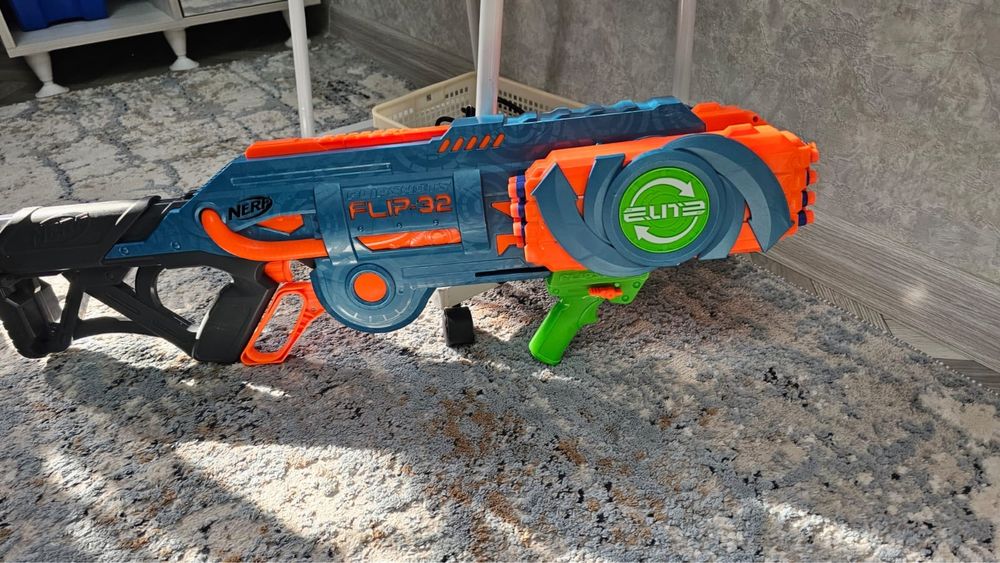 Продам игрушку нерф