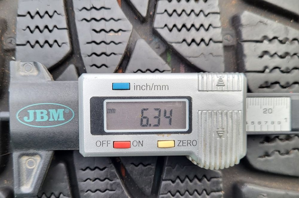 Set 4buc 215/60 R17C 104/102H Dunlop SP Winter Sport 3D M+S iarnă