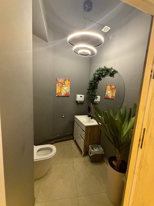 Коммерческая недвижимость с арендатором. Пл: 80 м² Ор-р: Ойбек, Жемчуг