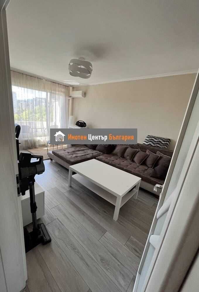 Продава се Двустаен апартамент в София, Дървеница - 65 кв.м за 3385 €/кв.м - Снимка #1