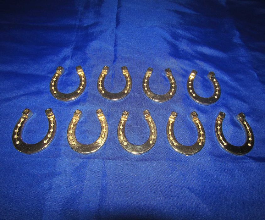 Бронзови подкови за късмет, нови