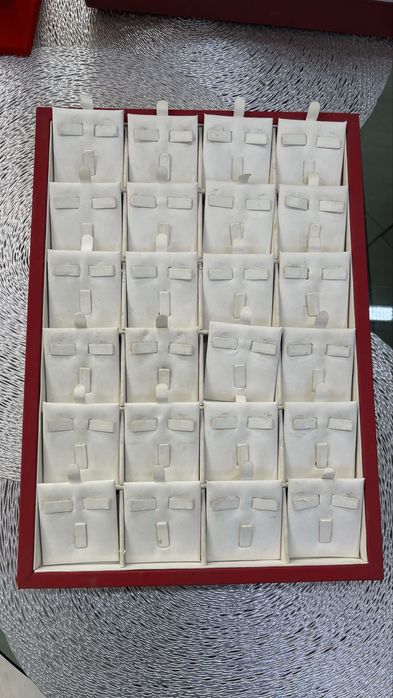 Подставка планшет для украшений разные