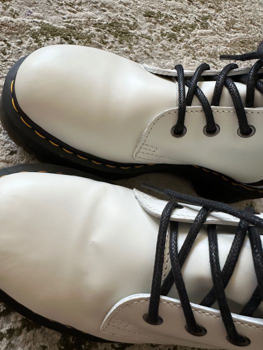 Dr Martens Jadon boots White