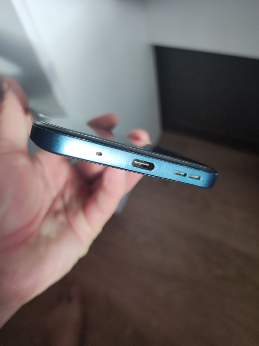 NOKIA G21 рабочий, но дефектом