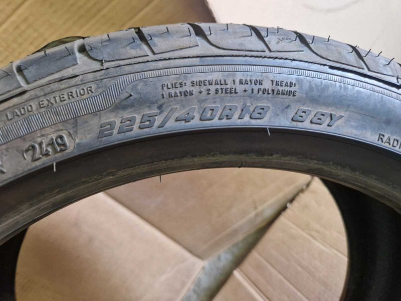 1 брой Goodyear R18 225/40/ 
нова лятна гума 
DOT2419