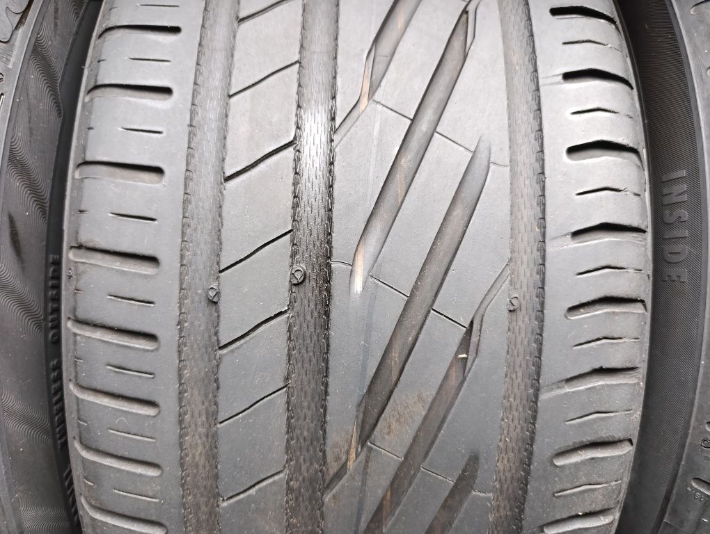 Patru anvelope de vara 235 40 18 Uniroyal dot 2020