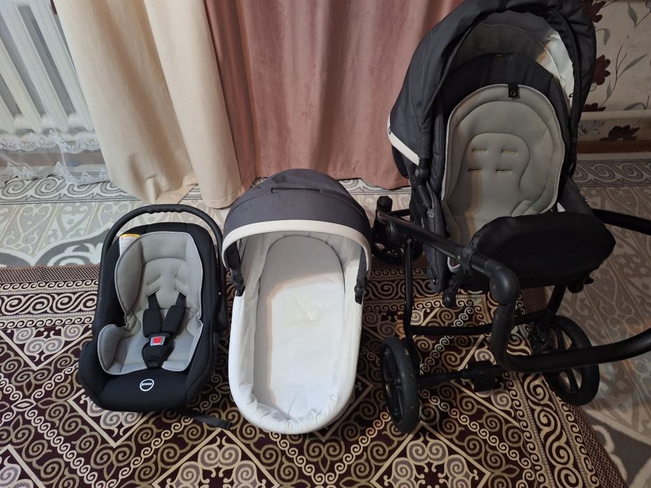 Коляска детская 3 в 1