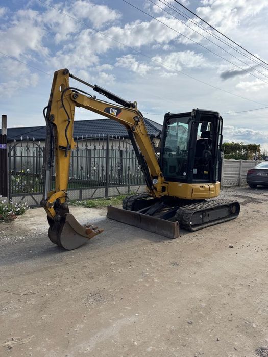 Miniexcavator caterpillar 304 E2