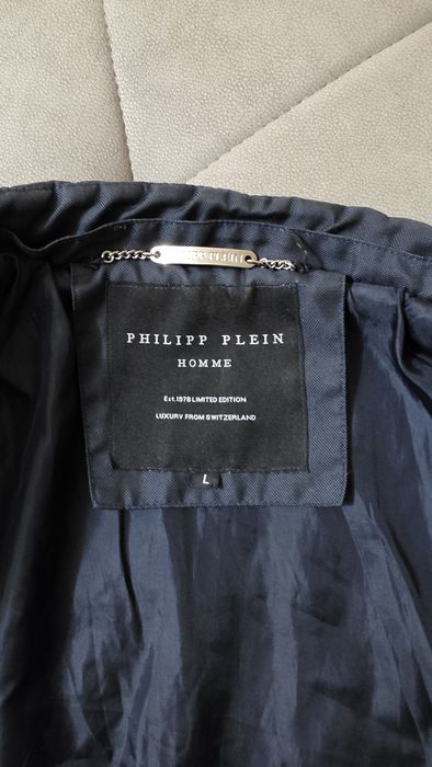 Продаётся  зимняя  куртка