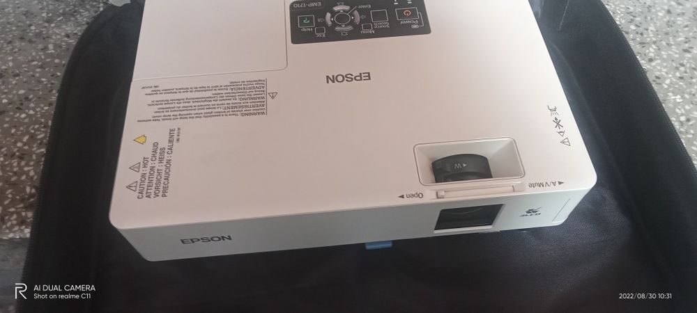 Промо-Професионален проектор Epson FullHD-HDMI