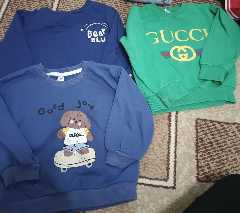 Продам детские вещи