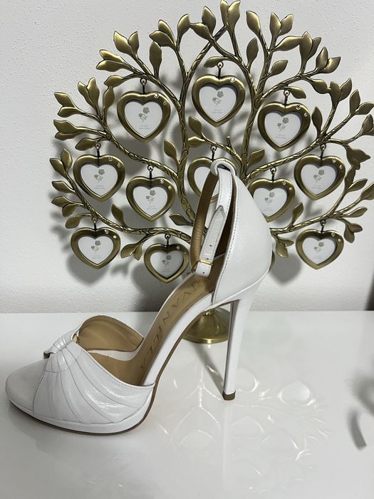 Vand pantofi de mireasa