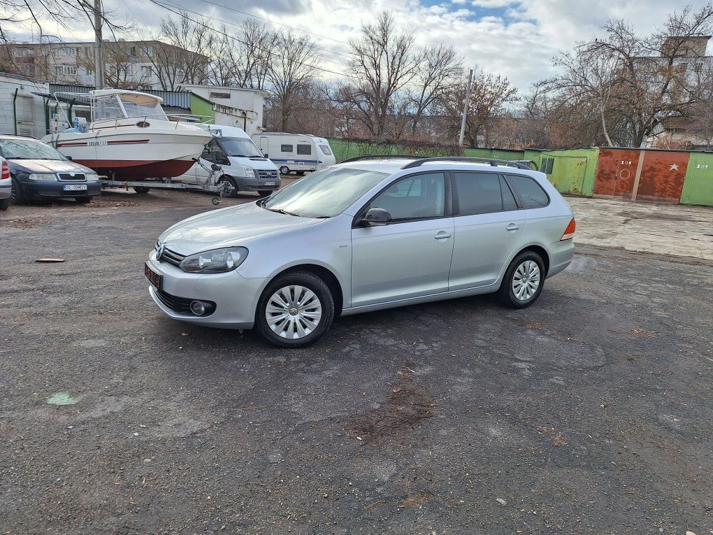 Vw golf 6 "match"an 2013 1.6 diesel 105 cp