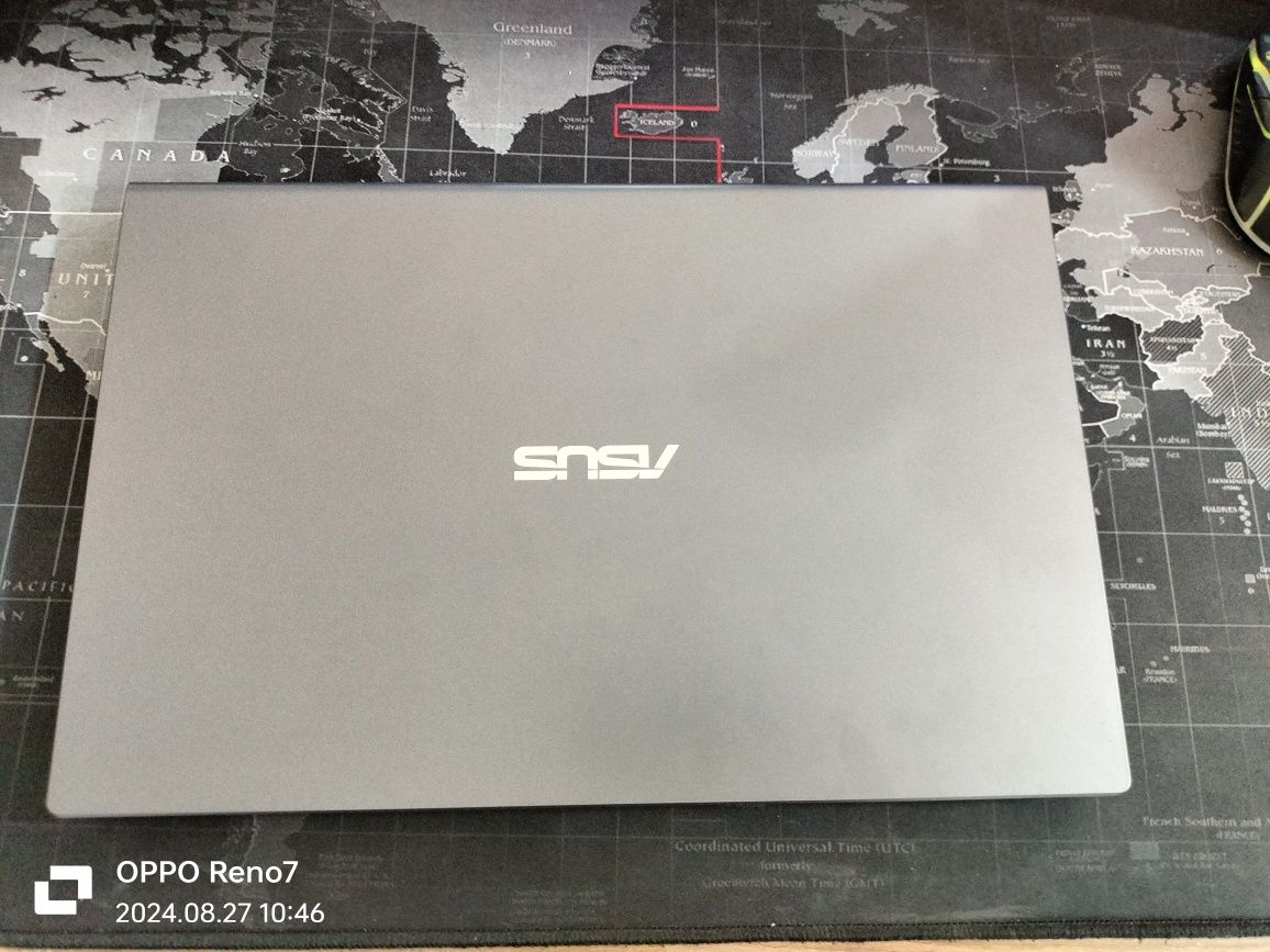 ASUS X515 core i7 operativka 8gb  SSD 512gb